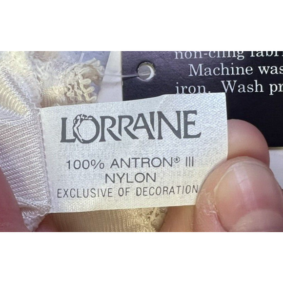 Lorraine Ivory Satin Nylon Slip Sz 42 USA Vintage Lingerie Soft Glam Coquette - Picture 7 of 7